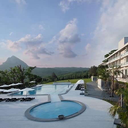 Gloria Manor Hotel Kenting Exterior photo